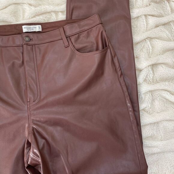 Abercrombie & Fitch leather '90s Straight Ultra High Rise brown pants Size 34 - Picture 6 of 8